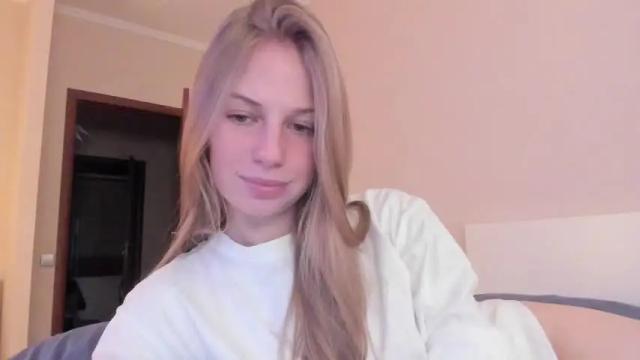 Image 8 of magic_couple13 Stream on Chaturbate on 28 days ago