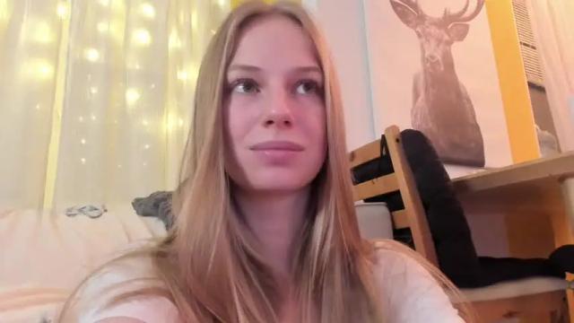 Image 11 of magic_couple13 Stream on Chaturbate on 19 days ago