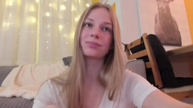 Image 6 of magic_couple13 Stream on Chaturbate on 19 days ago