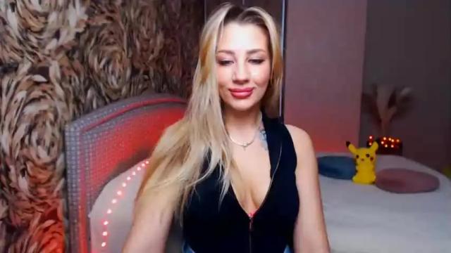 Image 4 of magic_eyes_ Stream on Chaturbate on 18 months ago