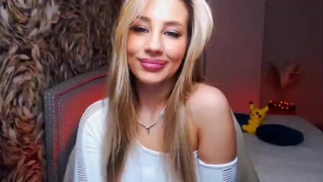 Image 4 of magic_eyes_ Stream on Chaturbate on 18 months ago