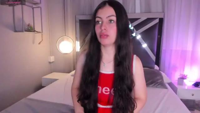 Image 3 of magic_fernanda Stream on Chaturbate on 8 months ago