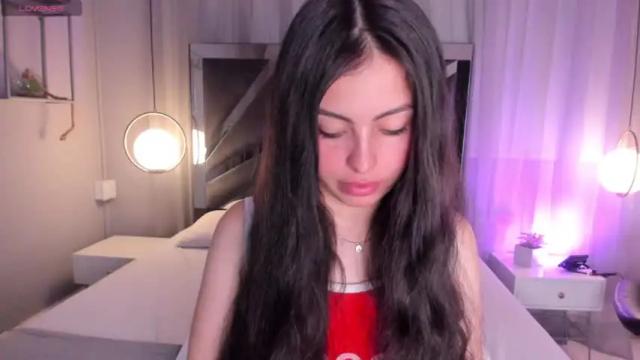 Image 8 of magic_fernanda Stream on Chaturbate on 8 months ago