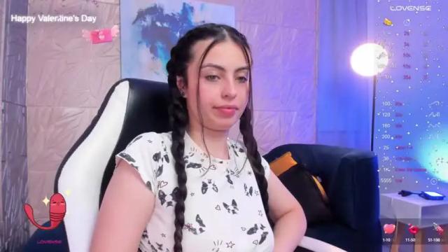 Image 12 of magic_fernanda Stream on Chaturbate on 8 months ago