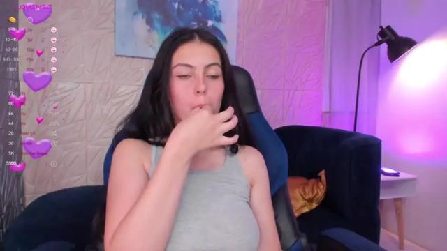 Image 5 of magic_fernanda Stream on Chaturbate on 6 months ago