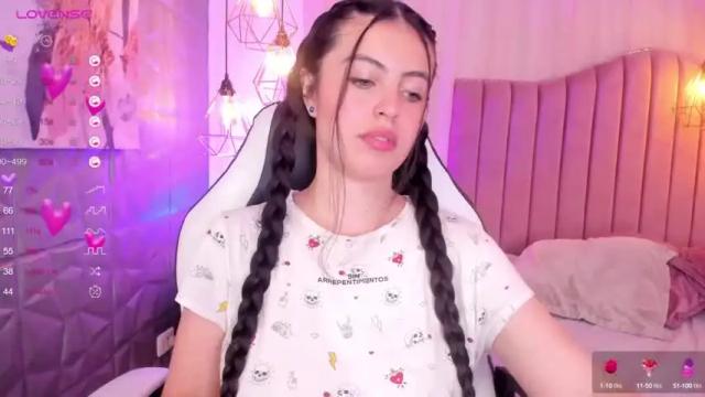 Image 10 of magic_fernanda Stream on Chaturbate on 5 months ago