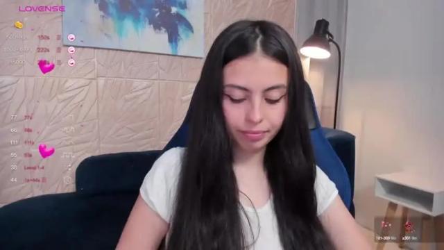 Image 11 of magic_fernanda Stream on Chaturbate on 5 months ago