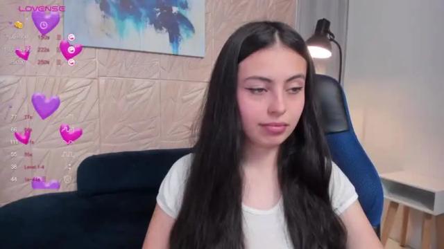 Image 12 of magic_fernanda Stream on Chaturbate on 5 months ago