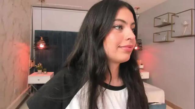 Image 8 of magic_fernanda Stream on Chaturbate on 3 months ago