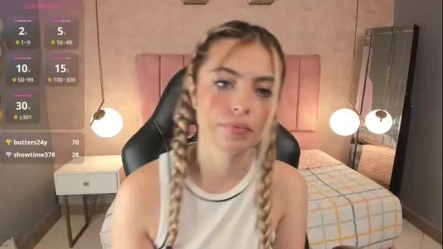 Image 12 of magic_fernanda Stream on Chaturbate on 2 months ago