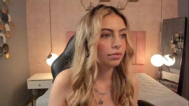 Image 3 of magic_fernanda Stream on Chaturbate on 2 months ago