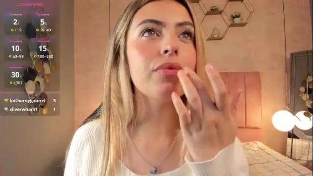 Image 8 of magic_fernanda Stream on Chaturbate on 2 months ago