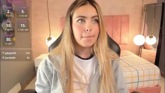 Image 3 of magic_fernanda Stream on Chaturbate on 1 month ago