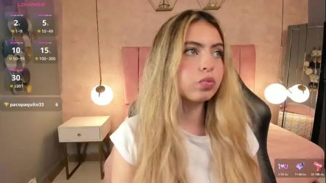 Image 4 of magic_fernanda Stream on Chaturbate on 1 month ago