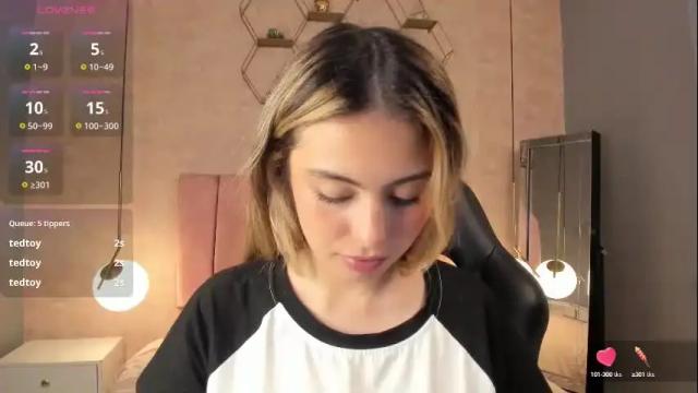 Image 6 of magic_fernanda Stream on Chaturbate on 1 month ago