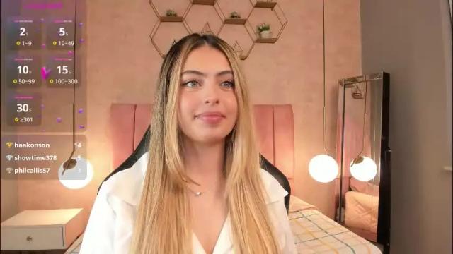 Image 2 of magic_fernanda Stream on Chaturbate on 1 month ago