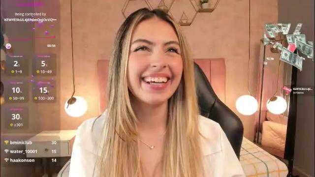 Image 7 of magic_fernanda Stream on Chaturbate on 1 month ago