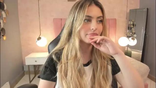 Image 7 of magic_fernanda Stream on Chaturbate on 28 days ago