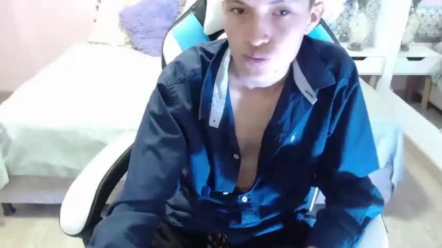 Image 2 of magic_jade_ Stream on Chaturbate on 13 months ago