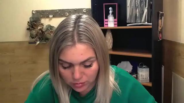 Image 10 of magic_katarina Stream on Chaturbate on 17 months ago