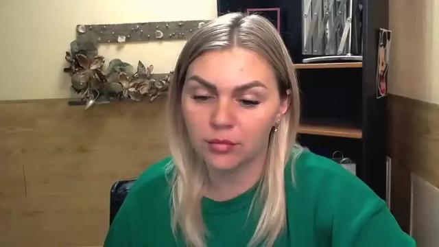 Image 11 of magic_katarina Stream on Chaturbate on 17 months ago