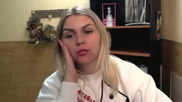 Image 11 of magic_katarina Stream on Chaturbate on 17 months ago