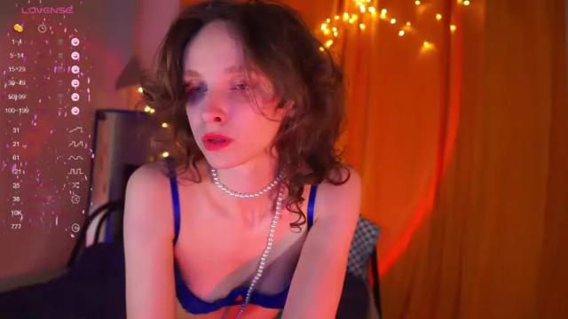 Image 10 of magic_mini_moon Stream on Chaturbate on 13 months ago