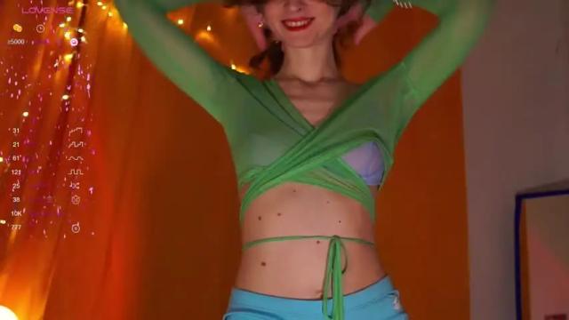 Image 3 of magic_mini_moon Stream on Chaturbate on 12 months ago