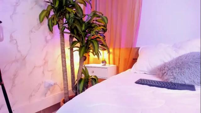 Image 4 of magic_rouse Stream on Chaturbate on 26 days ago