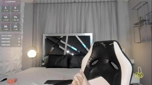 Thumbnail 1, magic_scarlet's Stream at Chaturbate, 1 month ago