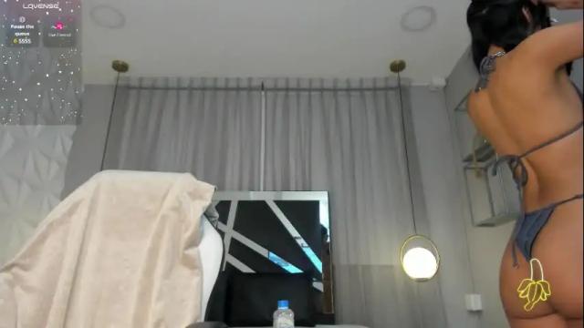Image 8 of magic_scarlet Stream on Chaturbate on 1 month ago