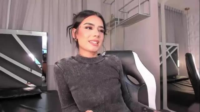 Image 12 of magic_scarlet Stream on Chaturbate on 27 days ago