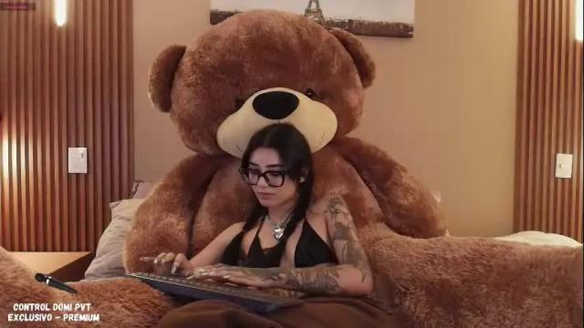 Image 8 of magic_scarlet Stream on Chaturbate on 7 days ago