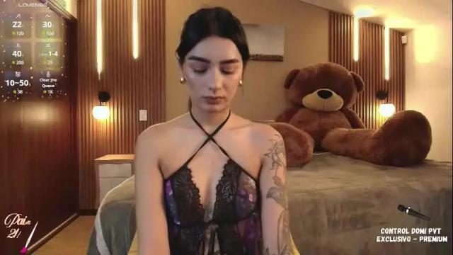 Image 12 of magic_scarlet Stream on Chaturbate on 2 days ago