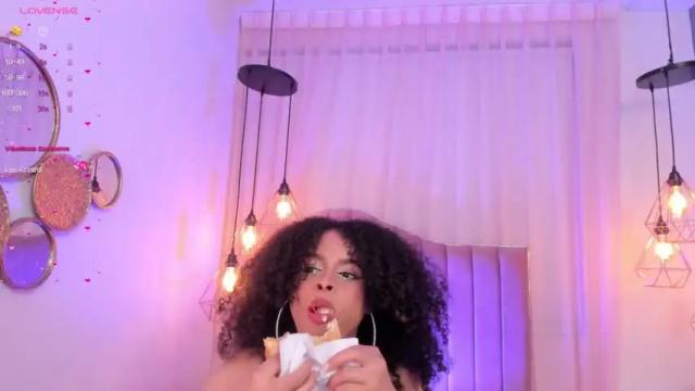 Image 6 of magic_valery Stream on Chaturbate on 20 months ago