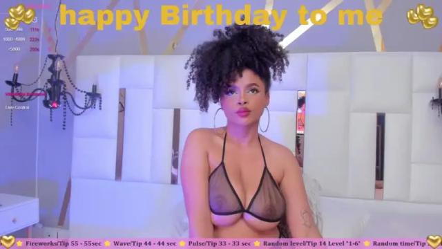 Image 4 of magic_valery Stream on Chaturbate on 20 months ago