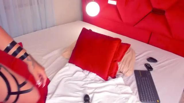 Image 6 of magic_varenka Stream on Chaturbate on 16 months ago
