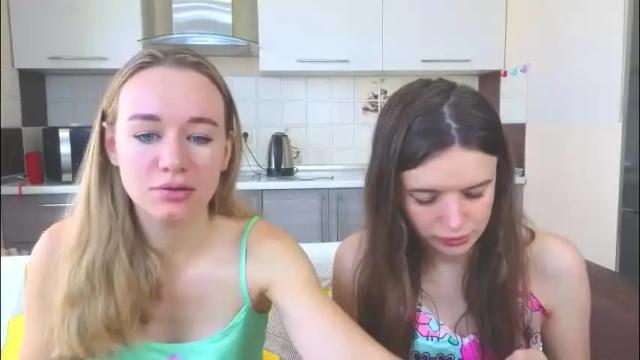 Image 2 of magical_mermaids Stream on Chaturbate on 1 month ago
