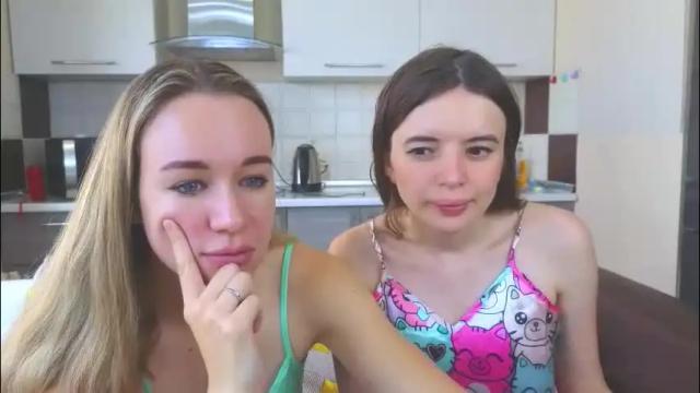 Image 3 of magical_mermaids Stream on Chaturbate on 1 month ago