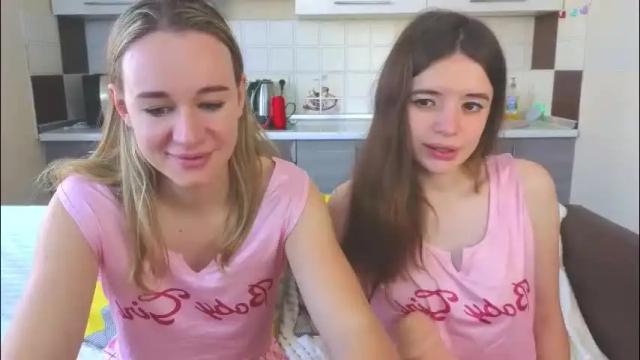 Image 4 of magical_mermaids Stream on Chaturbate on 1 month ago