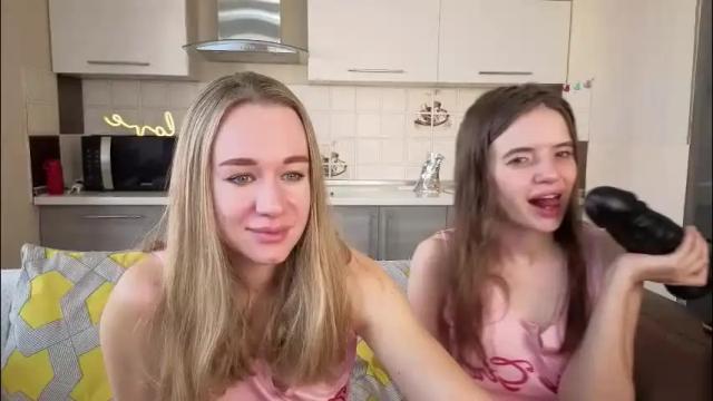 Image 2 of magical_mermaids Stream on Chaturbate on 1 month ago