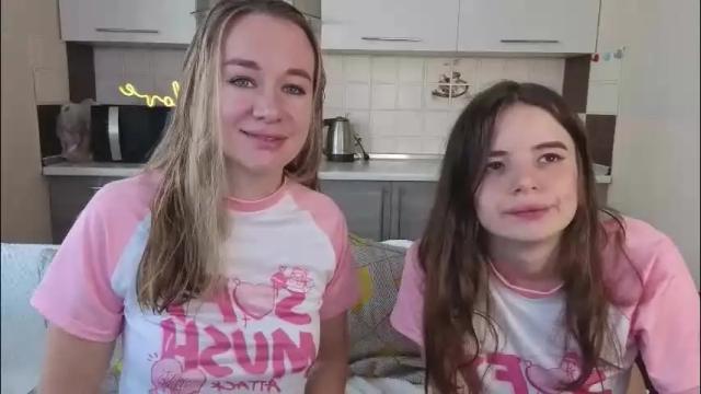 Image 2 of magical_mermaids Stream on Chaturbate on 24 days ago