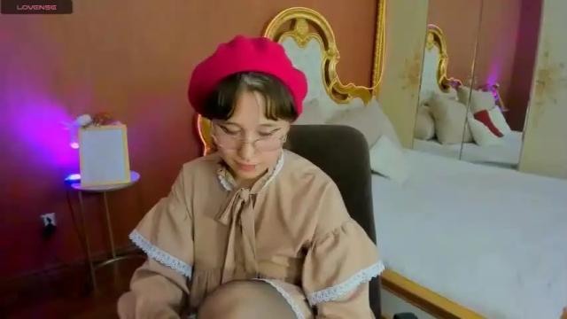 Image 3 of magicalgirll Stream on Chaturbate on 19 months ago