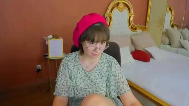 Image 4 of magicalgirll Stream on Chaturbate on 19 months ago