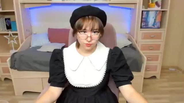 Image 3 of magicalgirll Stream on Chaturbate on 19 months ago