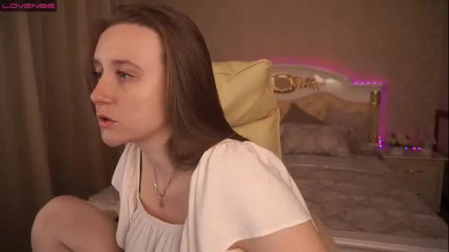 Image 4 of magicariel Stream on Chaturbate on 21 months ago