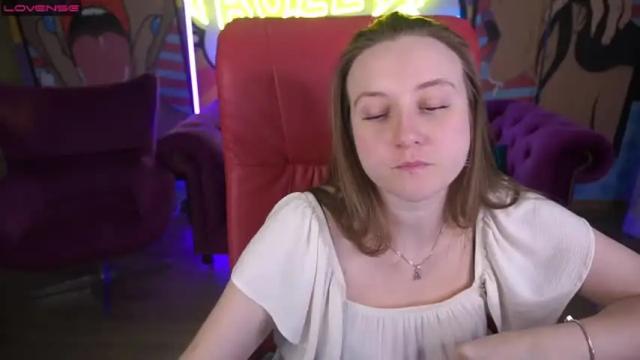 Image 6 of magicariel Stream on Chaturbate on 21 months ago