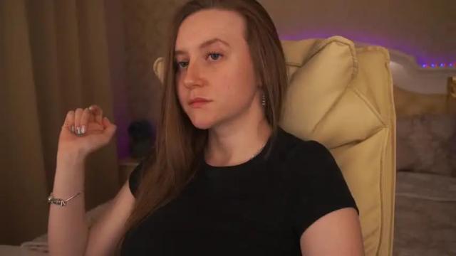 Image 2 of magicariel Stream on Chaturbate on 21 months ago