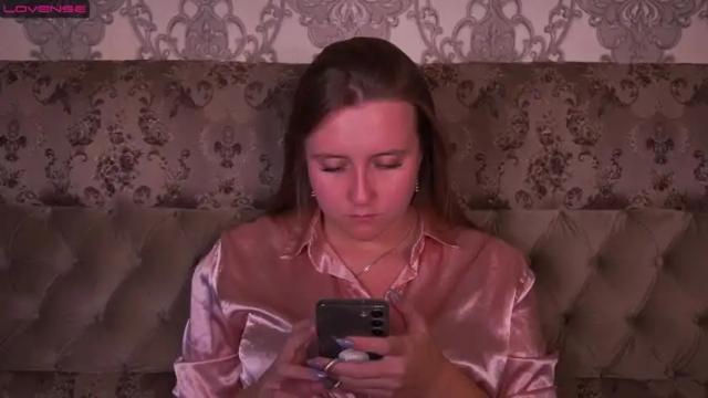 Image 6 of magicariel Stream on Chaturbate on 19 months ago