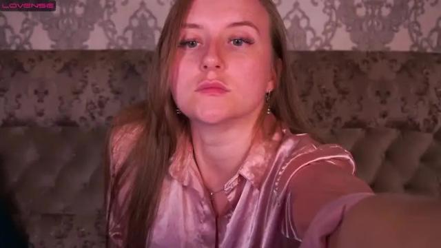 Image 7 of magicariel Stream on Chaturbate on 19 months ago